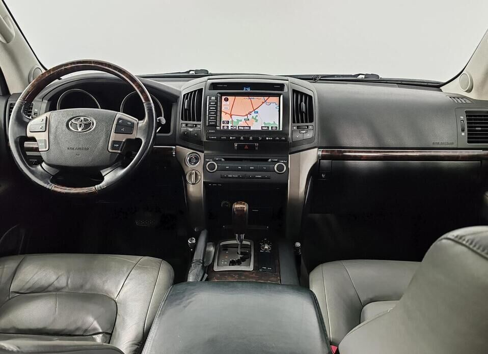 Toyota Land Cruiser, 200 Series 4.7 AT (288 л.с.) 4WD