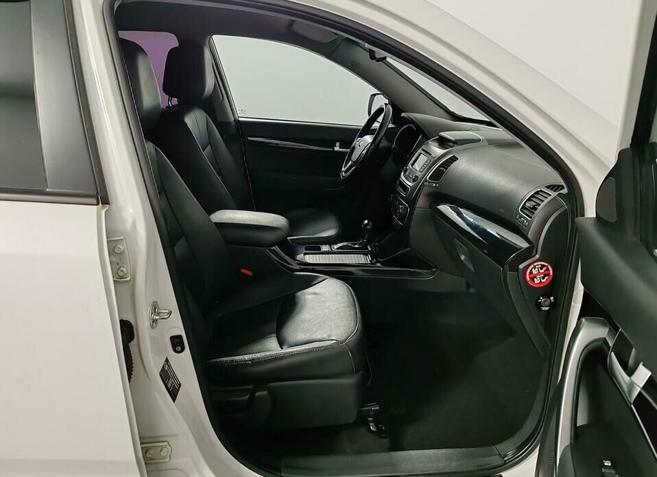 Kia Sorento 2.4 AT (175 л.с.) 4WD