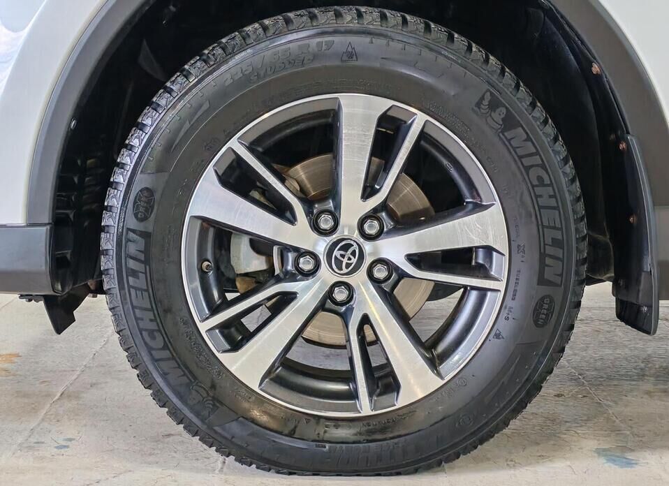 Toyota RAV4 2.0 CVT (146 л.с.) 4WD