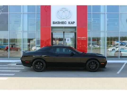 Dodge Challenger, 2019 г., 49 480 км