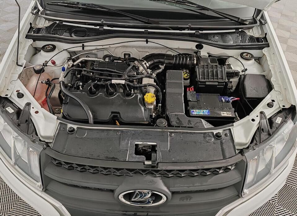 LADA (ВАЗ) Largus, I Рестайлинг 1.6 MT (106 л.с.)