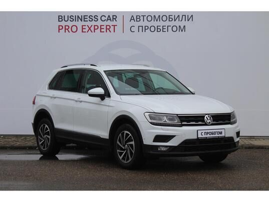 Volkswagen Tiguan, 2018&nbsp;г., 104&nbsp;843&nbsp;км