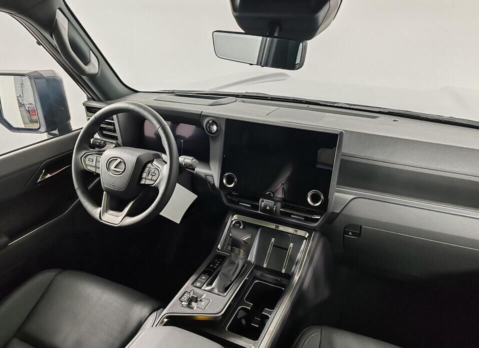 Lexus GX, III 550 3.4 AT (354 л.с.) 4WD