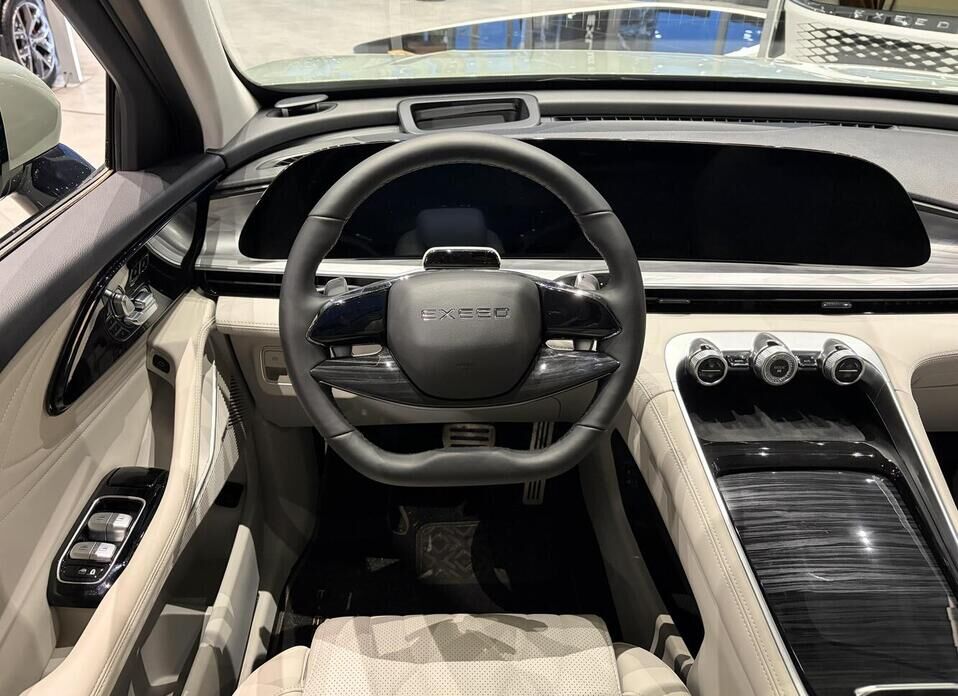 EXEED RX 2.0 AT (249 л.с.) 4WD