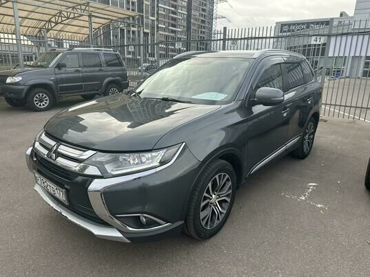 Mitsubishi Outlander, 2015 г., 124 350 км