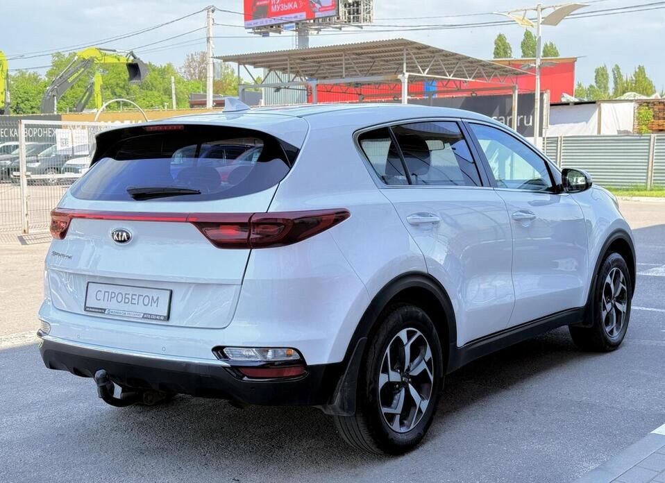 Kia Sportage, IV Рестайлинг 2.0 AT (150 л.с.)