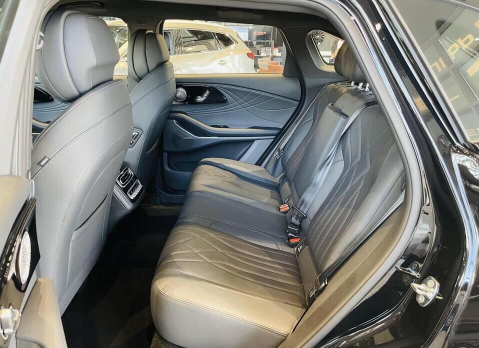 EXEED RX 2.0 AMT (197 л.с.) 4WD