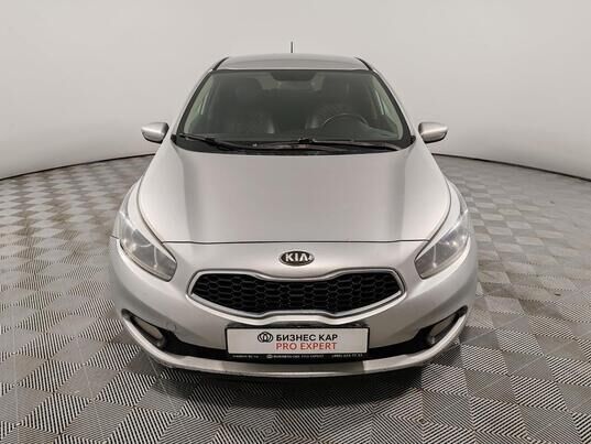 Kia Ceed, II, 2012 г., 247 392 км