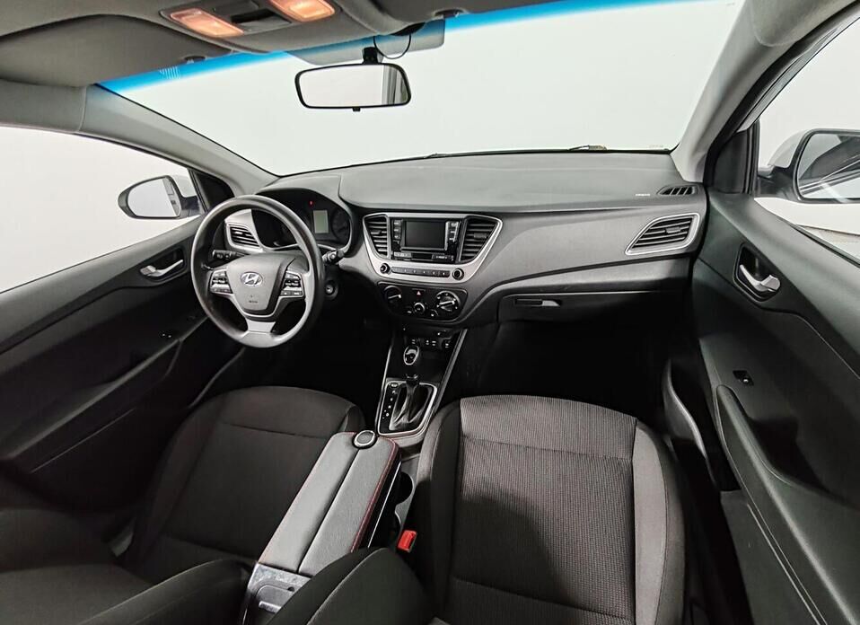 Hyundai Solaris, II 1.6 AT (123 л.с.)