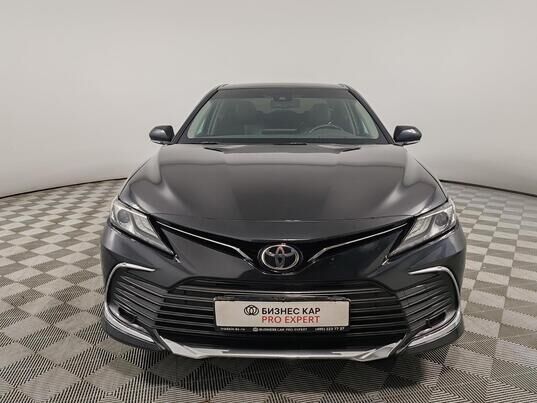 Toyota Camry, 2023 г., 32 180 км