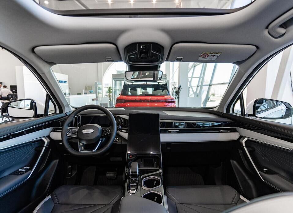 Geely Atlas, II 1.5 AMT (147 л.с.)