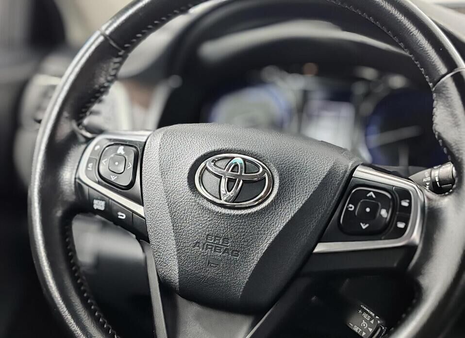 Toyota Camry, VII (XV50) Рестайлинг 2.0 AT (150 л.с.)