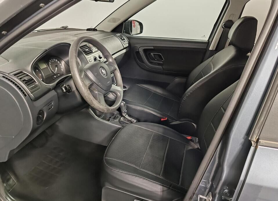 Skoda Fabia, II Рестайлинг 1.6 AT (105 л.с.)