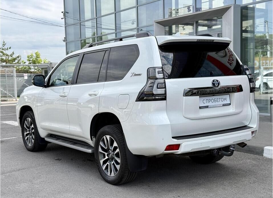 Toyota Land Cruiser Prado, 150 Series Рестайлинг 3 4.0 AT (249 л.с.) 4WD