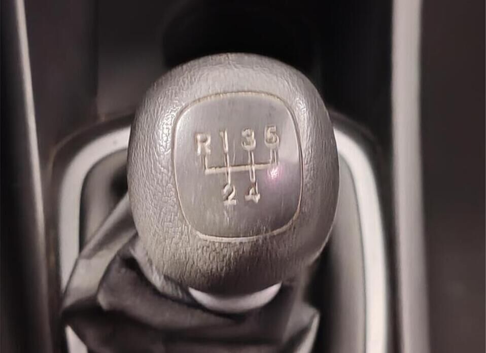 Kia Rio, III 5-speed 1.6 MT (123 л.с.)