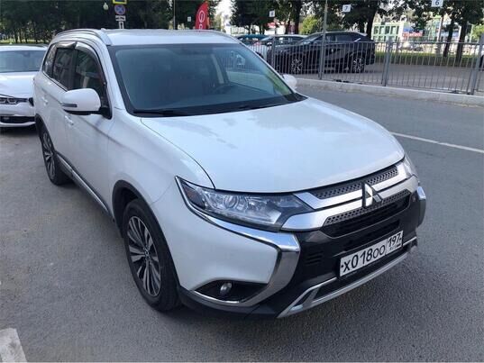 Mitsubishi Outlander, 2020 г., 82 716 км