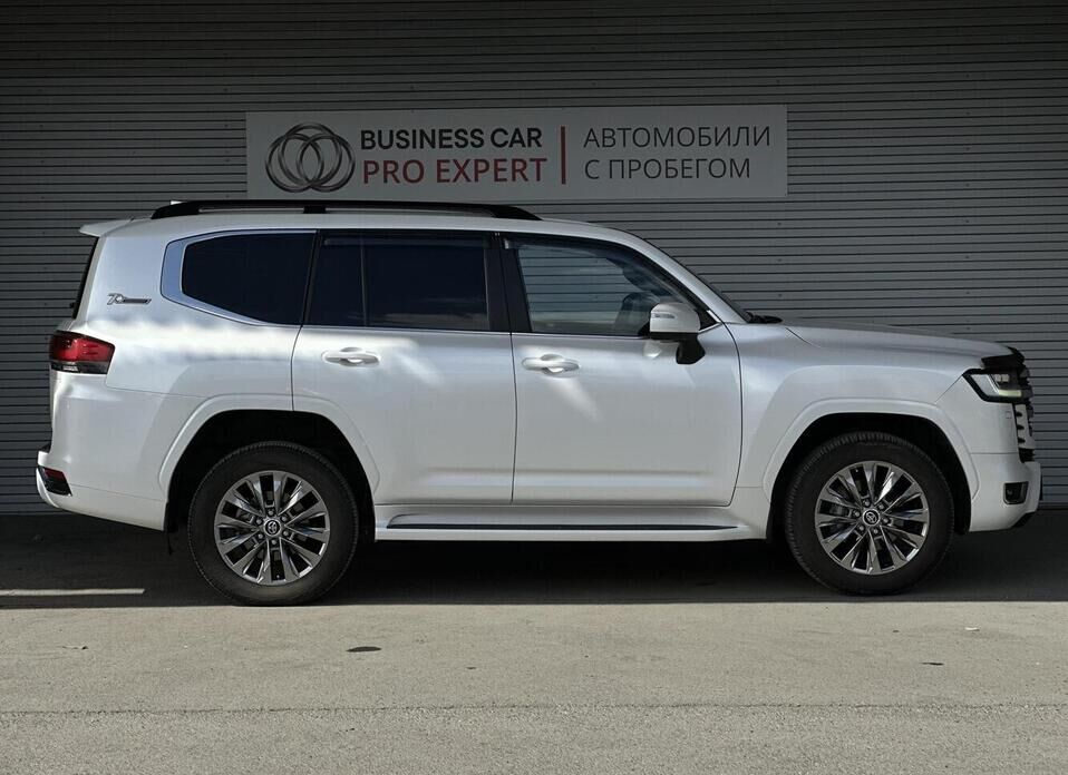 Toyota Land Cruiser, 300 Series 3.4 AT (415 л.с.) 4WD