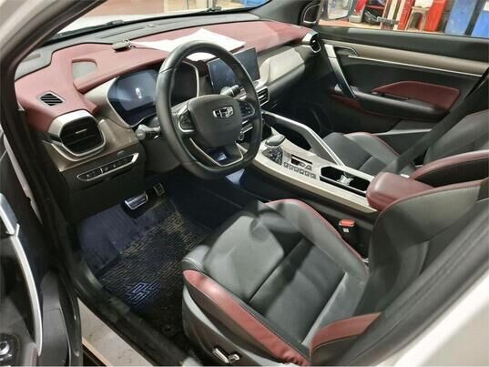 Geely Coolray, 2023 г., 25 376 км