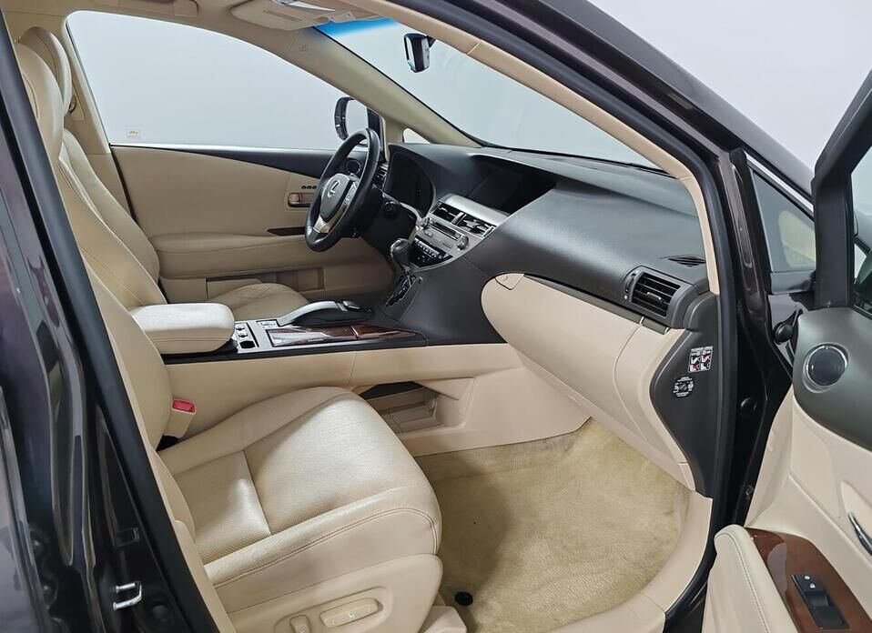Lexus RX, III Рестайлинг 270 2.7 AT (188 л.с.)