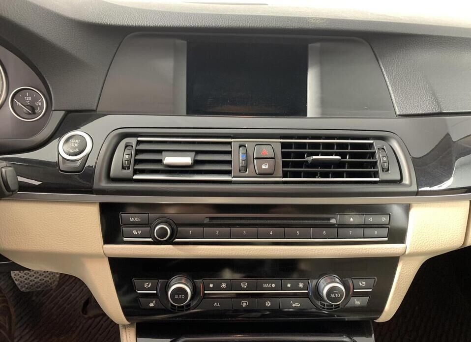 BMW 5 серии 523i 2.5 AT (204 л.с.)