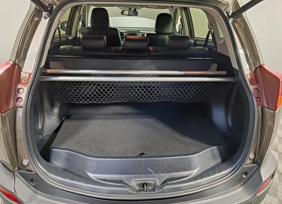 Toyota RAV4, IV (XA40) 2.0 CVT (146 л.с.) 4WD