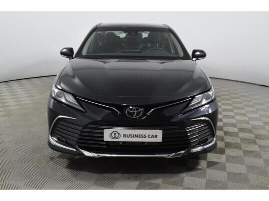 Toyota Camry, 2023 г., 32 180 км