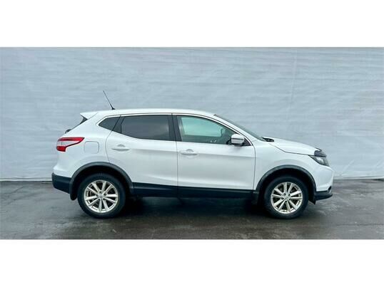 Nissan Qashqai, 2015 г., 153 647 км