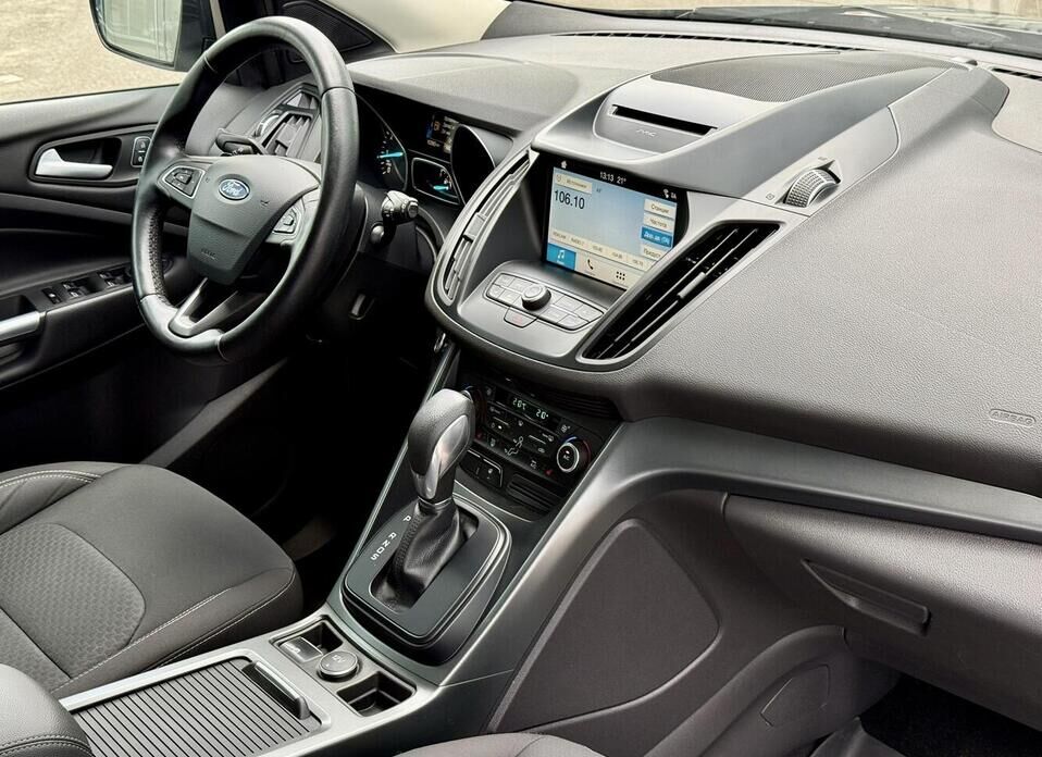 Ford Kuga, II Рестайлинг 2.5 AT (150 л.с.)