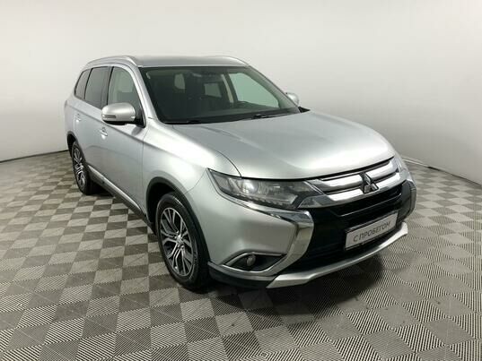 Mitsubishi Outlander, 2018 г., 225 738 км