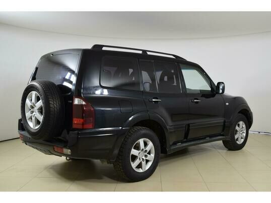 Mitsubishi Pajero, 2005 г., 301 138 км