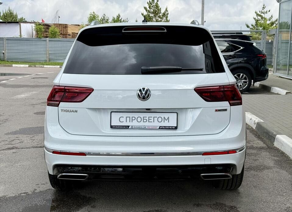 Volkswagen Tiguan, II 2.0d AMT (150 л.с.) 4WD