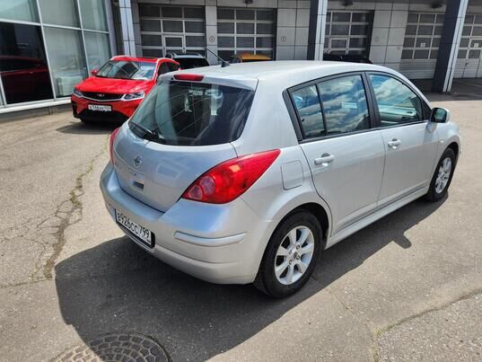 Nissan Tiida, 2011 г., 122 749 км