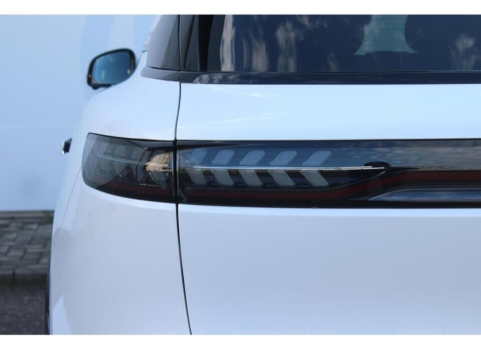 Voyah Free, I Рестайлинг 1.5hyb AT (490 л.с.) 4WD