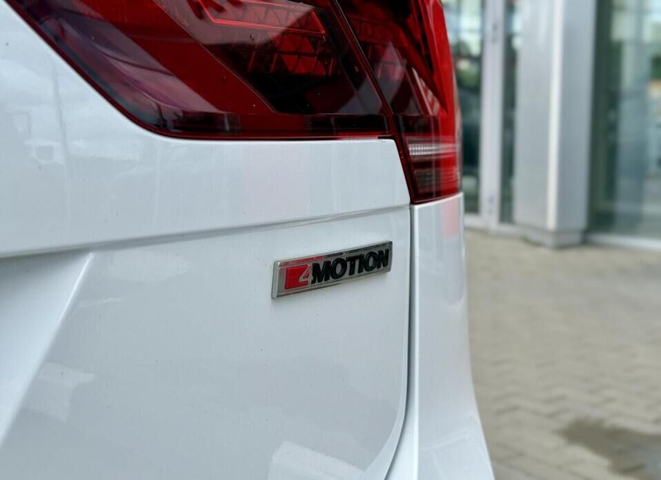 Volkswagen Tiguan, II 2.0d AMT (150 л.с.) 4WD
