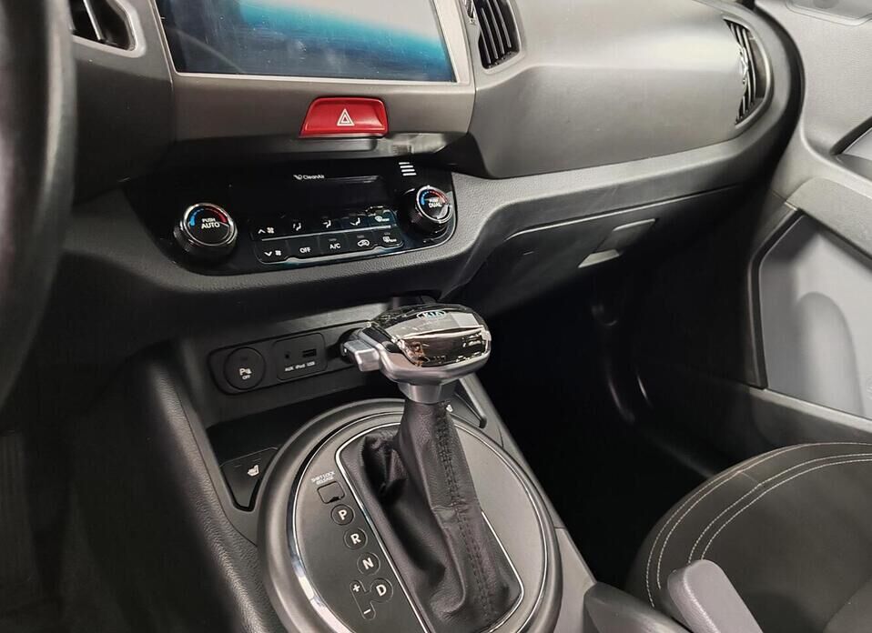 Kia Sportage, III 2.0 AT (150 л.с.)