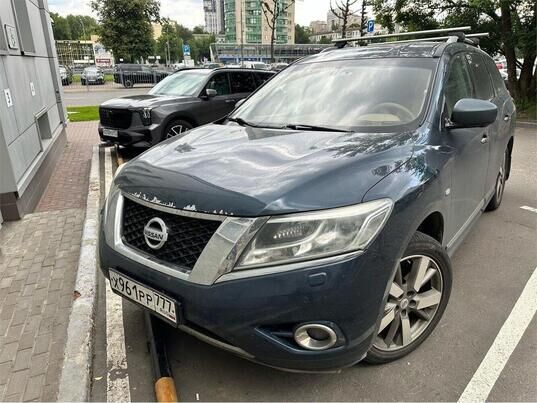 Nissan Pathfinder, 2015 г., 218 679 км