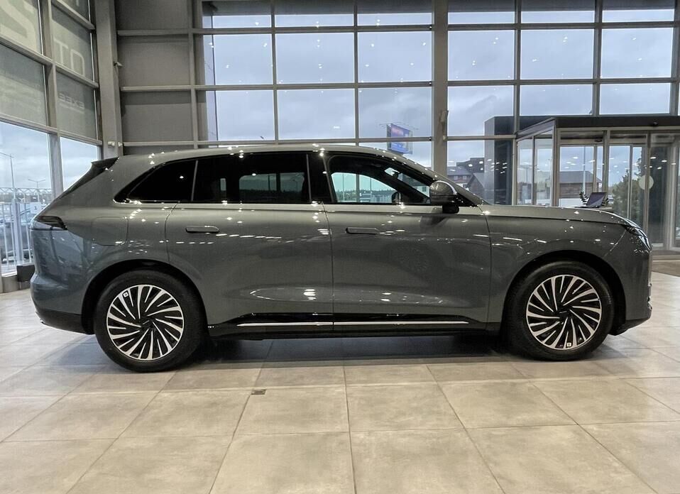 EXEED Exlantix ET 1.5hyb AT (469 л.с.) 4WD
