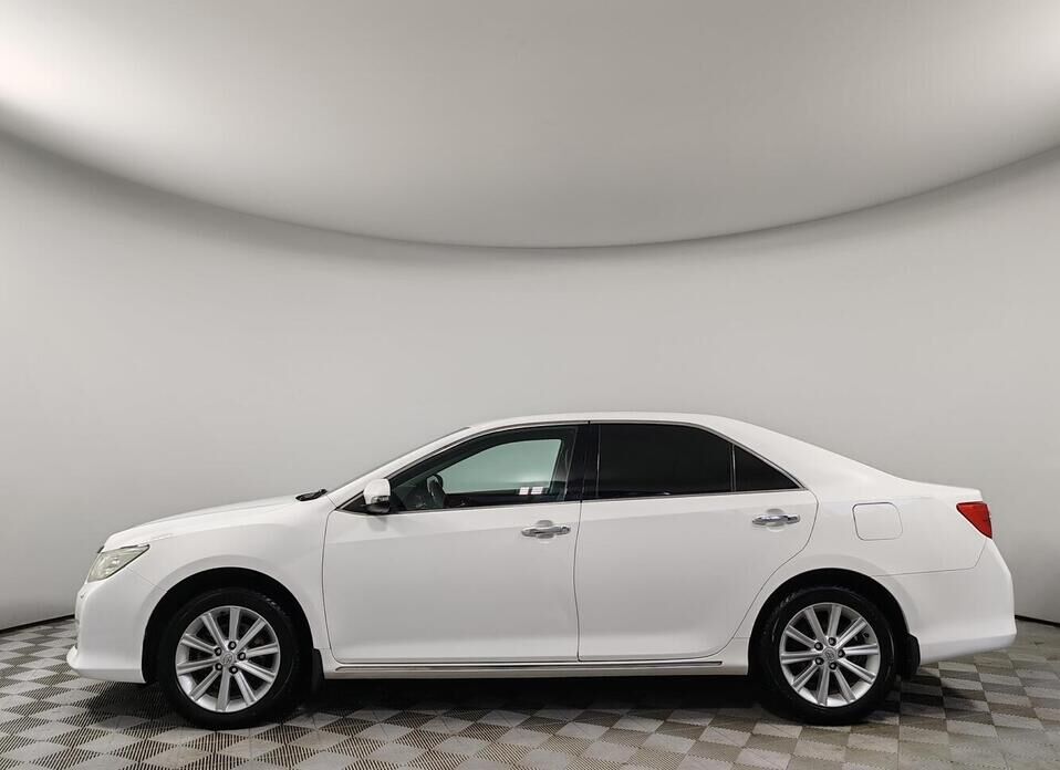 Toyota Camry, VII (XV50) 2.5 AT (181 л.с.)