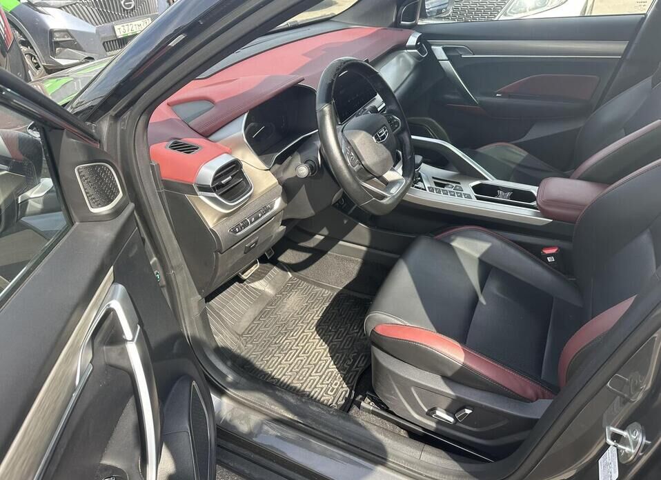Geely Coolray, I 1.5 AMT (150 л.с.)
