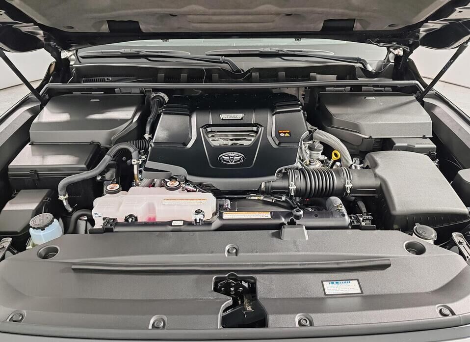 Toyota Land Cruiser, 300 Series 3.3d AT (299 л.с.) 4WD