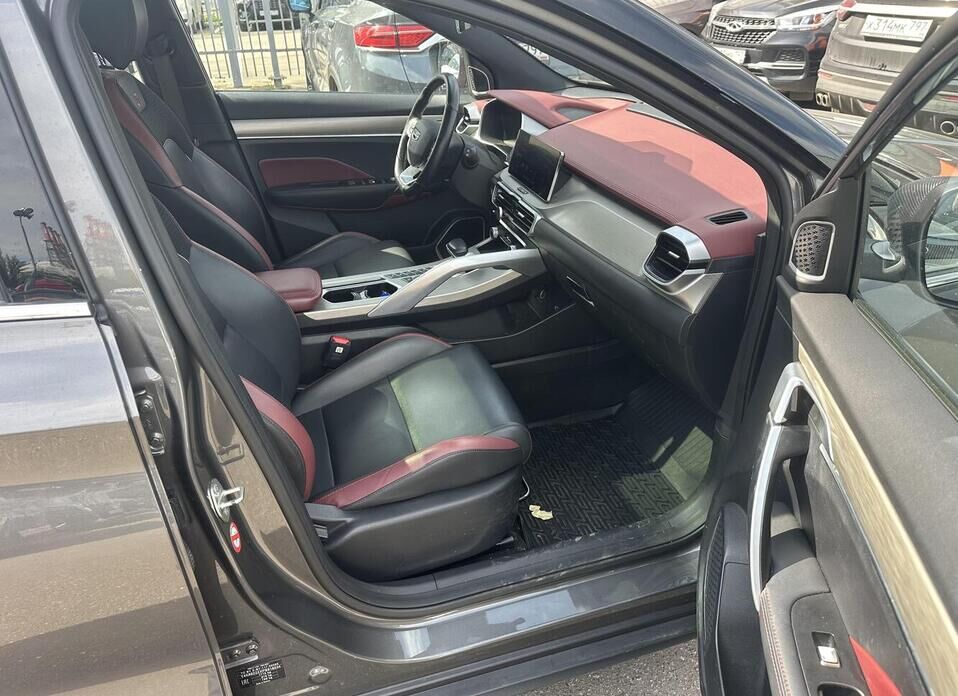 Geely Coolray, I 1.5 AMT (150 л.с.)