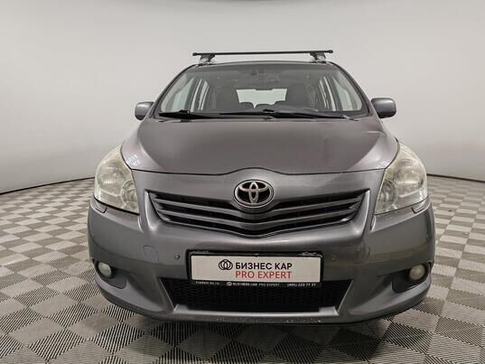 Toyota Verso, 2011 г., 272 160 км
