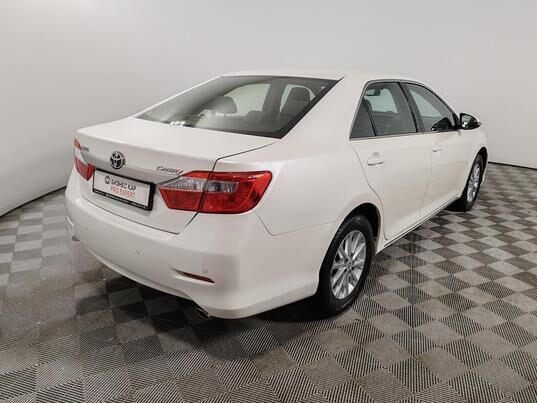 Toyota Camry, VII (XV50), 2014 г., 332 757 км