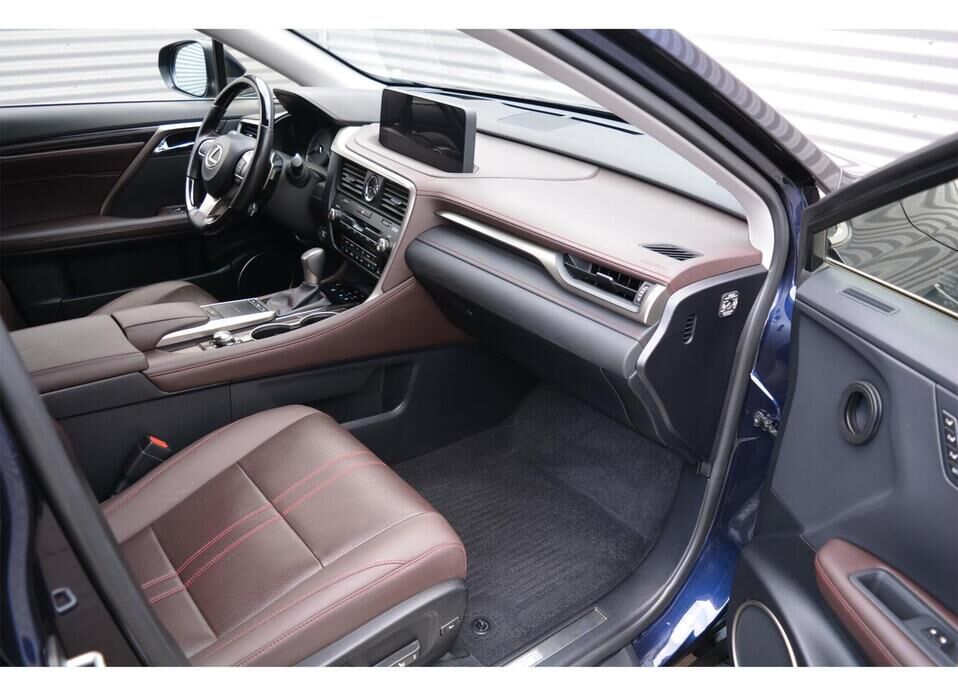 Lexus RX 300 2.0 AT (238 л.с.)