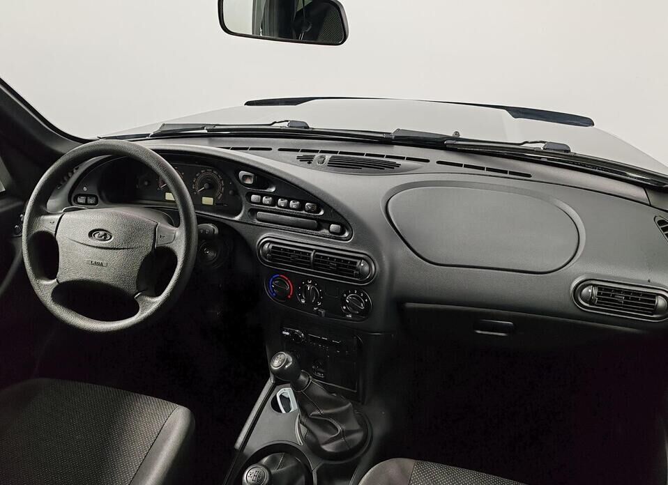 LADA (ВАЗ) Niva 1.7 MT (80 л.с.) 4WD