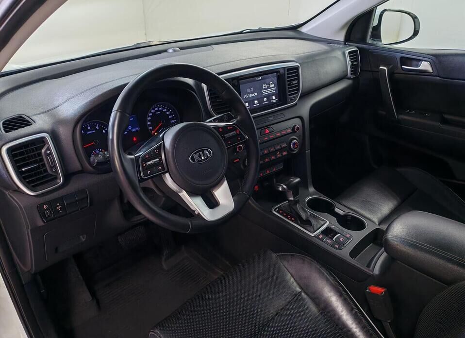 Kia Sportage, IV Рестайлинг 2.0 AT (150 л.с.) 4WD