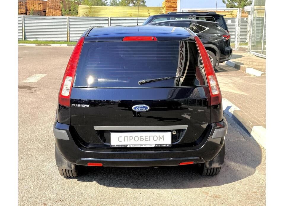 Ford Fusion, I Рестайлинг 1.4 MT (80 л.с.)