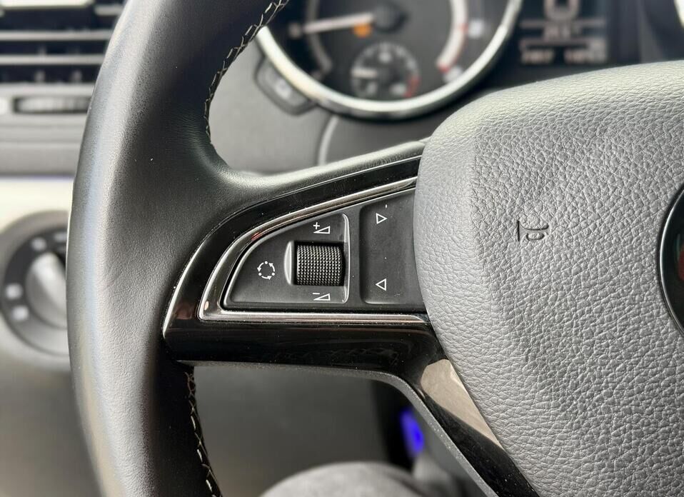 Skoda Yeti, I Рестайлинг 1.6 MT (110 л.с.)