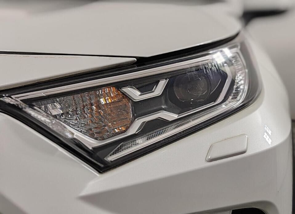 Toyota RAV4, V (XA50) 2.0 CVT (149 л.с.) 4WD