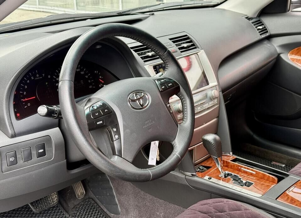 Toyota Camry, VI (XV40) 2.4 AT (167 л.с.)